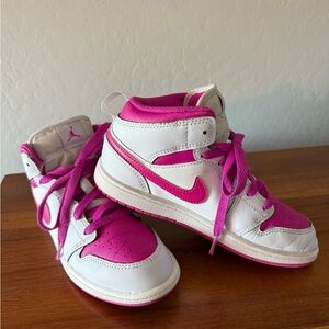 Jordan 1 Kids Mid Iris Whisper Sneakers/Fire Pink size